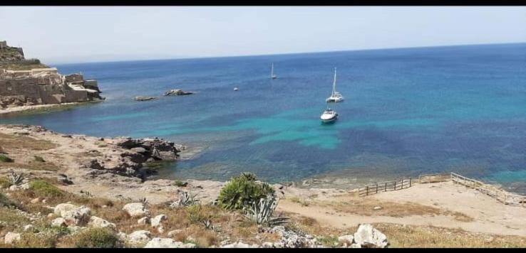 Вилла Casa Guttuso 1 Portopalo Di Capo Passero Экстерьер фото